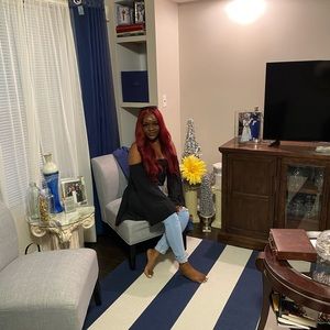 Meet your Posher, Faith